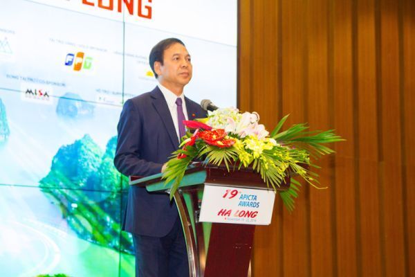 Chuyển đổi số hướng tới xây dựng thành phố thông minh