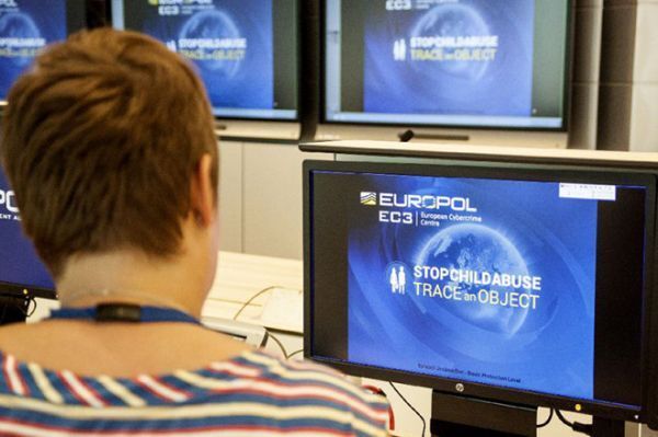 Europol đã loại bỏ sự hiện diện của IS khỏi internet