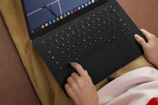Phiên bản cấu hình cao nhất của Pixelbook Go được bán với giá 1.399 USD