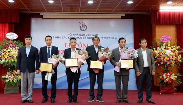 VNPT có 2 giải pháp trong Top 10 sự kiện KHCN nổi bật năm 2019