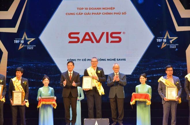 SAVIS và SAVIS Digital được vinh danh ở 03 lĩnh vực tại Lễ trao giải TOP 10 doanh nghiệp CNTT Việt Nam 2022