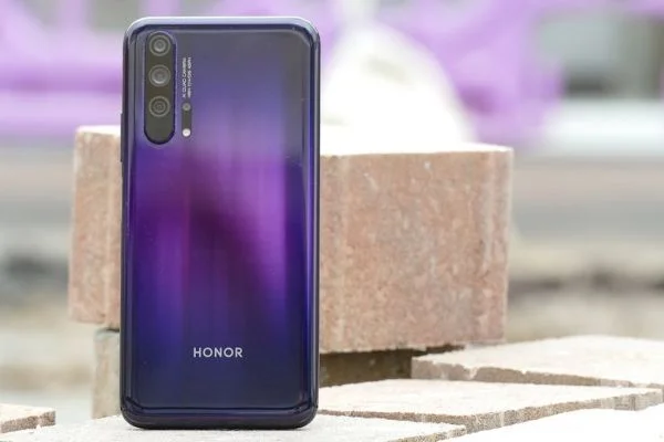 Doanh số điện thoại Huawei có thể giảm tới 40% đến 60%