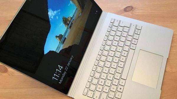 Bản cập nhật mới nhất của Windows 10 khiến Surface Book 2 gặp vấn đề