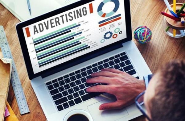 Mạng xã hội Việt Nam đang nỗ lực giành lại thị phần quảng cáo từ Facebook, Google