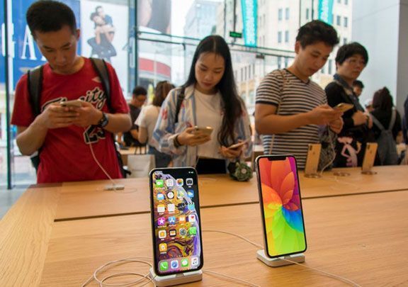 Doanh số smartphone tại Trung Quốc giảm 45% trong tháng 2
