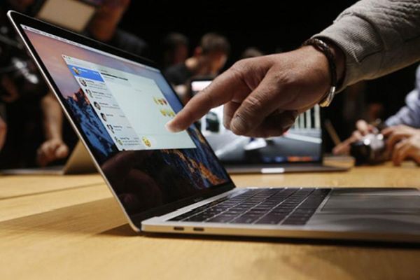 Sắp có MacBook Pro kế nhiệm bản 13 inch nhưng sở hữu màn hình lớn hơn