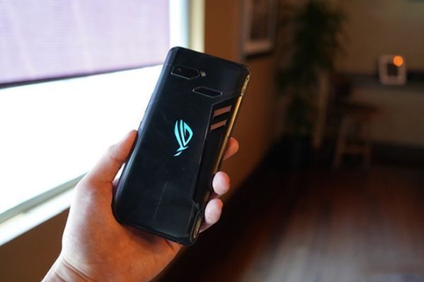 Bản kế nhiệm của ROG Phone II sẽ có cấu hình rất mạnh mẽ cho game thủ
