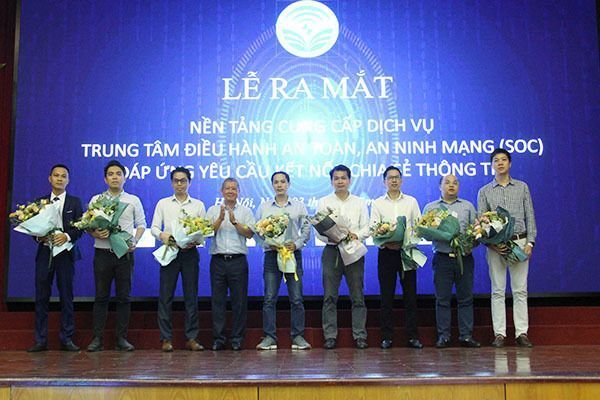 Bộ TT&TT công bố 8 doanh nghiệp phát triển nền tảng cung cấp dịch vụ SOC đáp ứng yêu cầu kết nối, chia sẻ thông tin với Trung tâm Giám sát an toàn không gian mạng quốc gia.