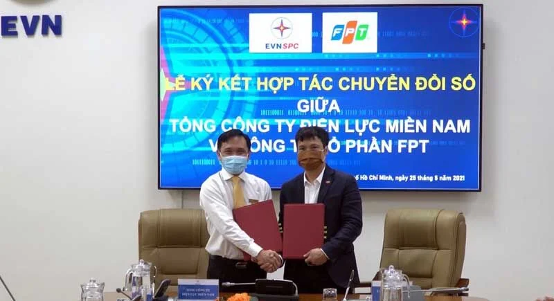 Tổng công ty Điện lực miền Nam chọn FPT làm đối tác chuyển đổi số các quy trình kinh doanh 