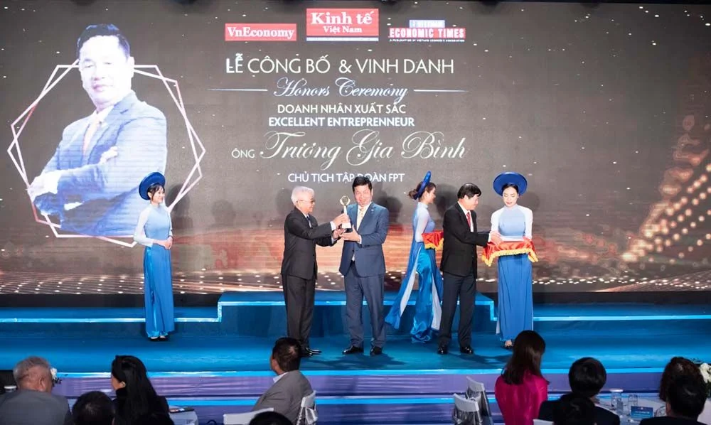 Ông Trương Gia Bình nhận 