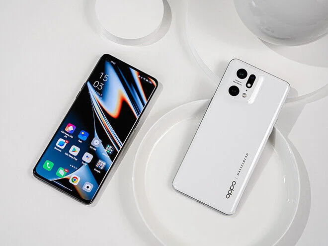 Oppo ra mắt Find X5 Pro 5G, giá 32,99 triệu đồng