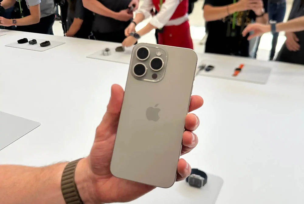 iPhone 15 Pro Max
