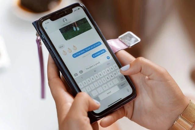 iMessage