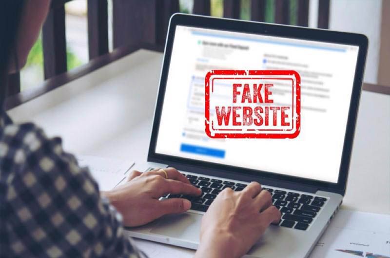 website giả mạo