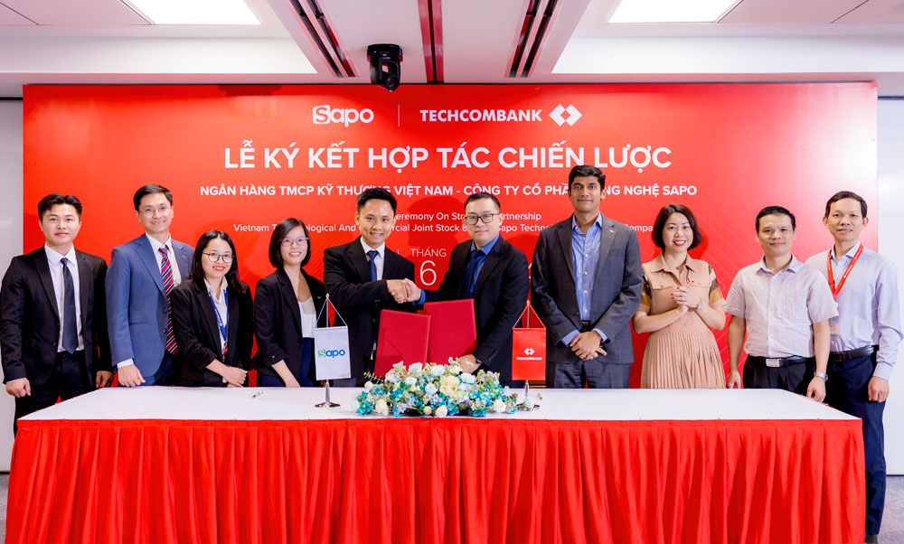 Sapo bắt tay Techcombank mang đến giải pháp tài chính số toàn diện