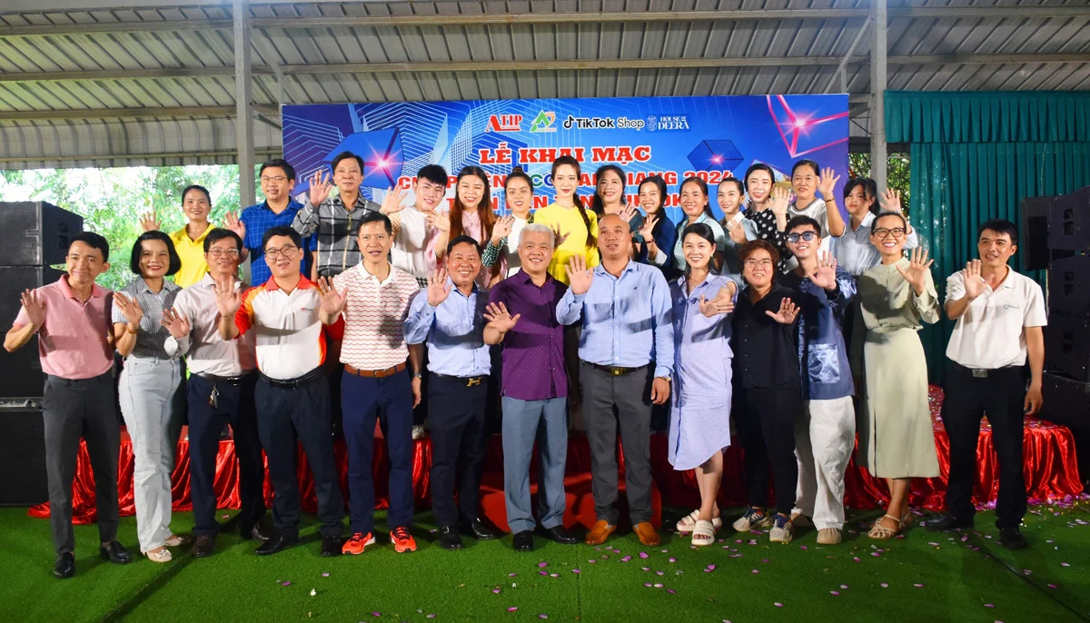 Chợ phiên OCOP "Hương vị An Giang" thúc đẩy đầu ra cho nông sản