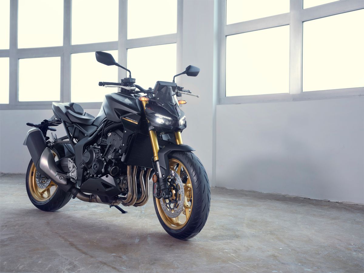 xe phân khối lớn Honda CB1000 Hornet