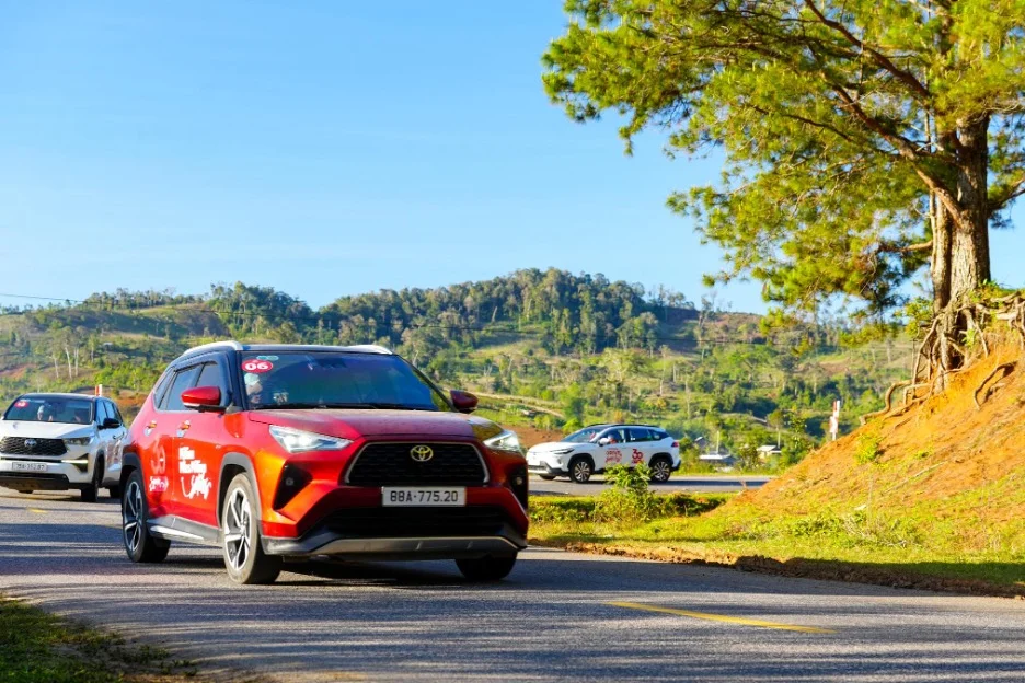 Yaris Cross Hybrid trên hành trình xuyên Việt hơn 5.000km.