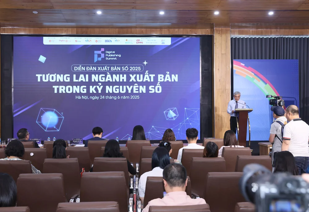 Diễn đàn Xuất bản số 2025: Tìm cách "bảo tồn" văn hóa đọc trong dòng chảy công nghệ