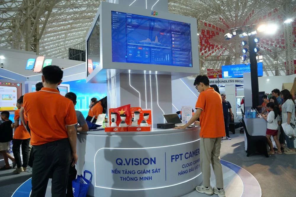 Hệ sinh thái AI FPT gây ấn tượng tại "Triển lãm 80 năm"