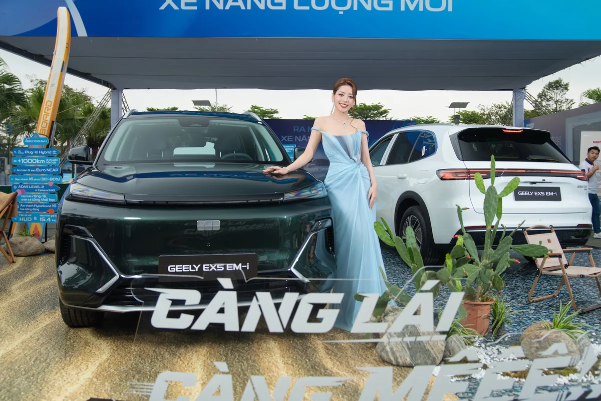Geely EX5 Em-i và Geely EX2
