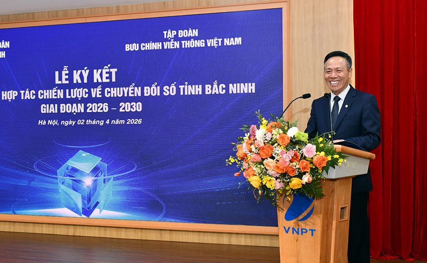 Đồng chí Tô Dũng Thái, Chủ tịch Hội đồng thành viên Tập đoàn VNPT phát biểu tại lễ ký kết