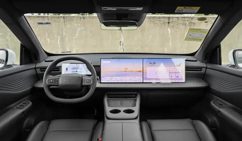 Nissan NX8