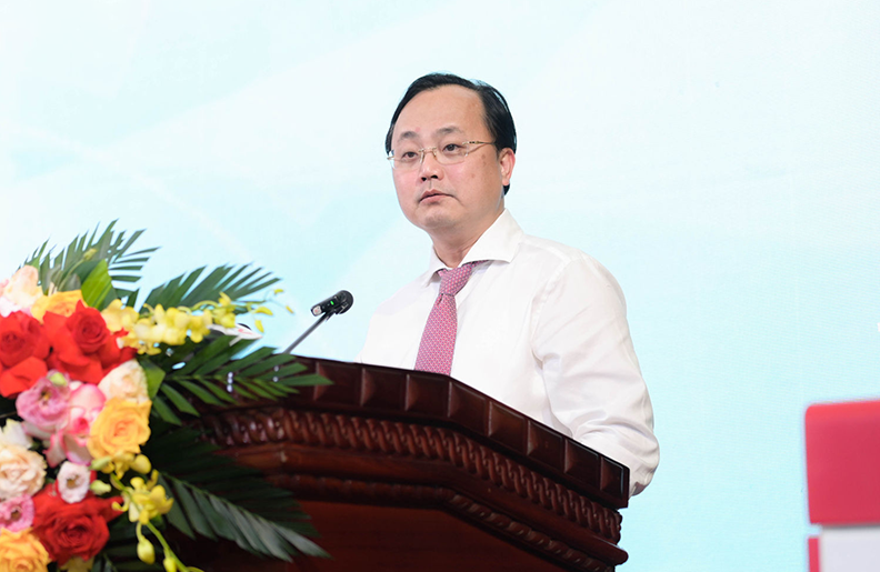 Đồng chí Tô Huy Vũ - Bí thư Đảng ủy, Chủ tịch HĐTV Agribank phát biểu tại Lễ ra mắt mô hình Trạm dịch vụ công số tại tỉnh Lạng Sơn