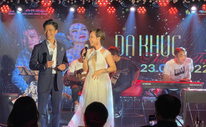 Lân Nhã và Uyên Linh chinh phục khán giả Hà Nội trong đêm “Dạ khúc” tại Sky Lounge