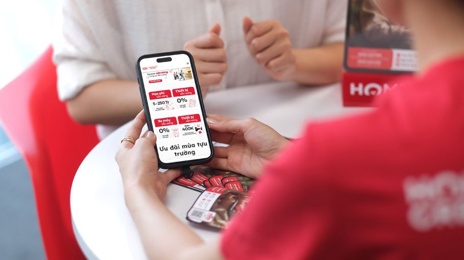 Giải tỏa áp lực tài chính trước thềm năm học mới cùng Home Credit